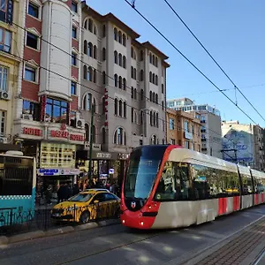 Bazaar *** İstanbul